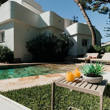 Villa 02 Ulises By Abarzo *